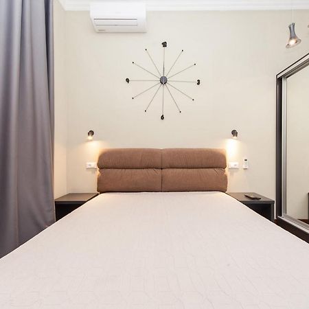 Apartamento Goodrest On Deribasovskaya Odesa Exterior foto