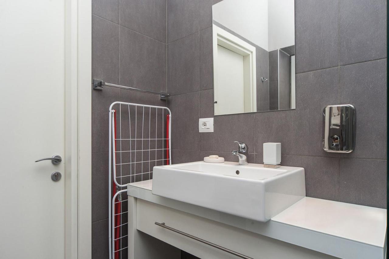 Apartamento Goodrest On Deribasovskaya Odesa Exterior foto
