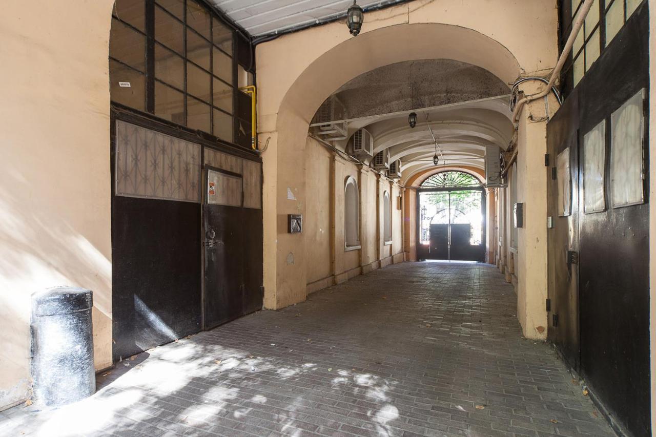 Apartamento Goodrest On Deribasovskaya Odesa Exterior foto